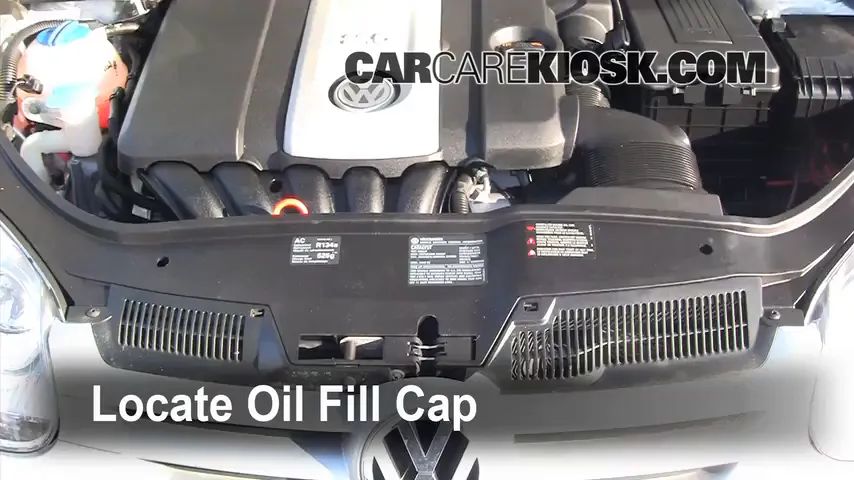 2008 Volkswagen Rabbit S 2.5L 5 Cyl. (2 Door) Oil